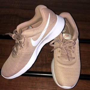 Beige Nike Tanjun Sneakers
